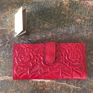 💜💜SOLD 1/17/22💜💜PATRICIA NASH NAZARI WALLETS.